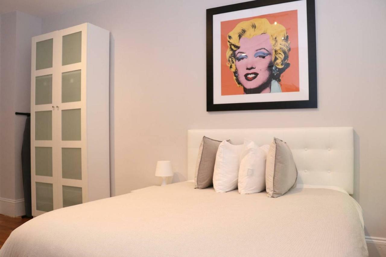 A Stylish W/ A Queen Bed, Heated Floors.. #35