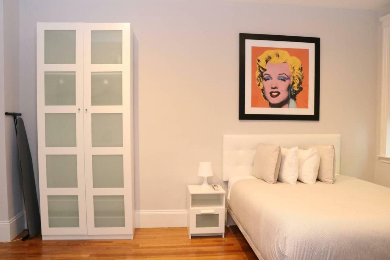 A Stylish W/ A Queen Bed, Heated Floors.. #35 * Brookline